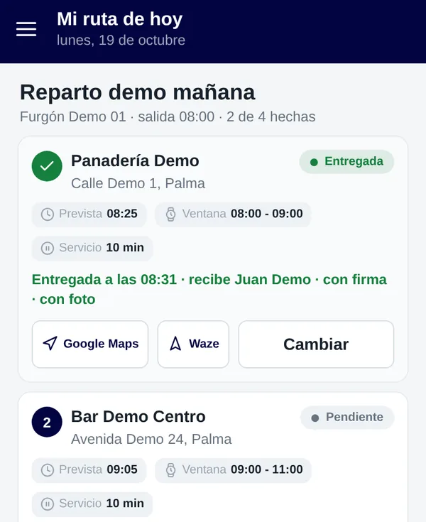 Pantalla «Mi ruta de hoy» de la app del conductor con las paradas en orden, su hora prevista, la ventana horaria y los botones de Google Maps y Waze